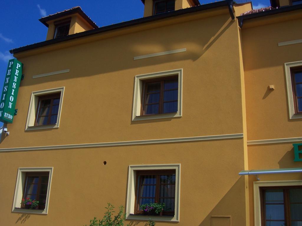 Pension Euro Mikulov Exterior foto